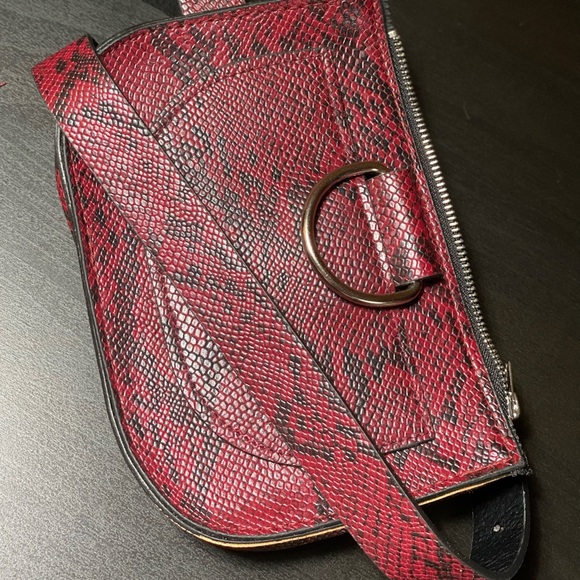 Red Snake Skin Belt Purse PU Leather - Picture 6 of 6